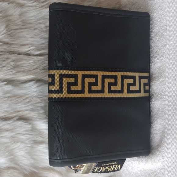 Versace fragrances pouch/clutch - Picture 11 of 16